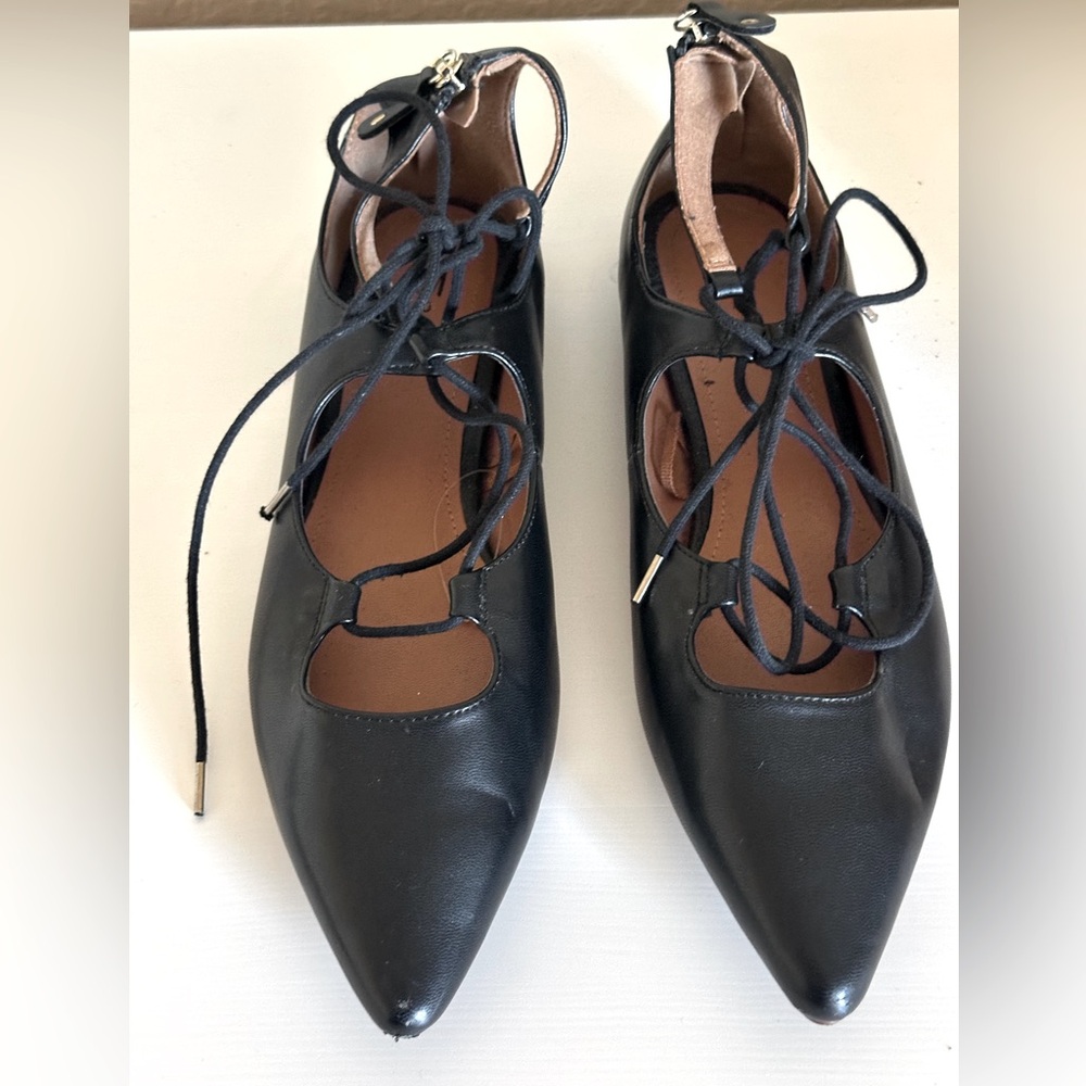 H&M black lace up flats size 40 euro ( 9 US)